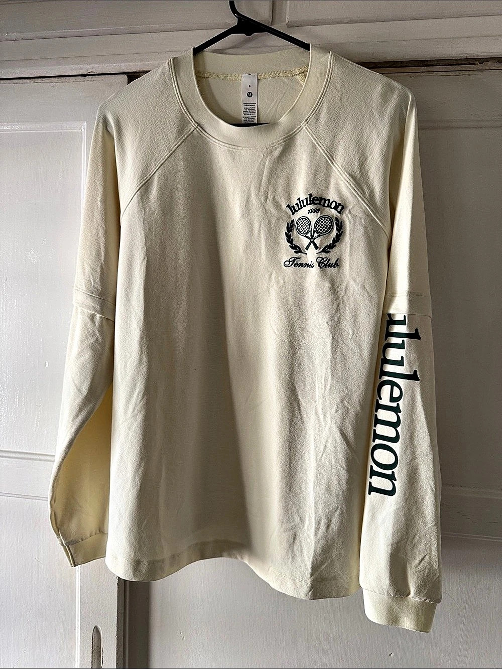lululemon Tennis Club Long Sleeve Size 8